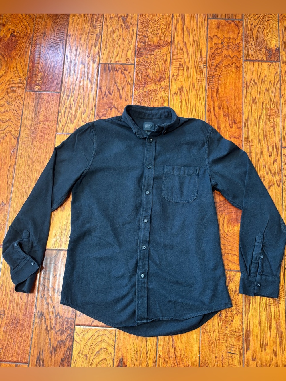 14th & Union Black Long-Sleeve Button-Down Shirt